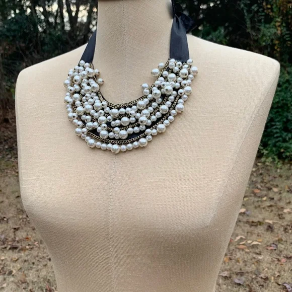 Pearl and Chain Beaded Statement Collar Necklace - Picture 3 of 10
